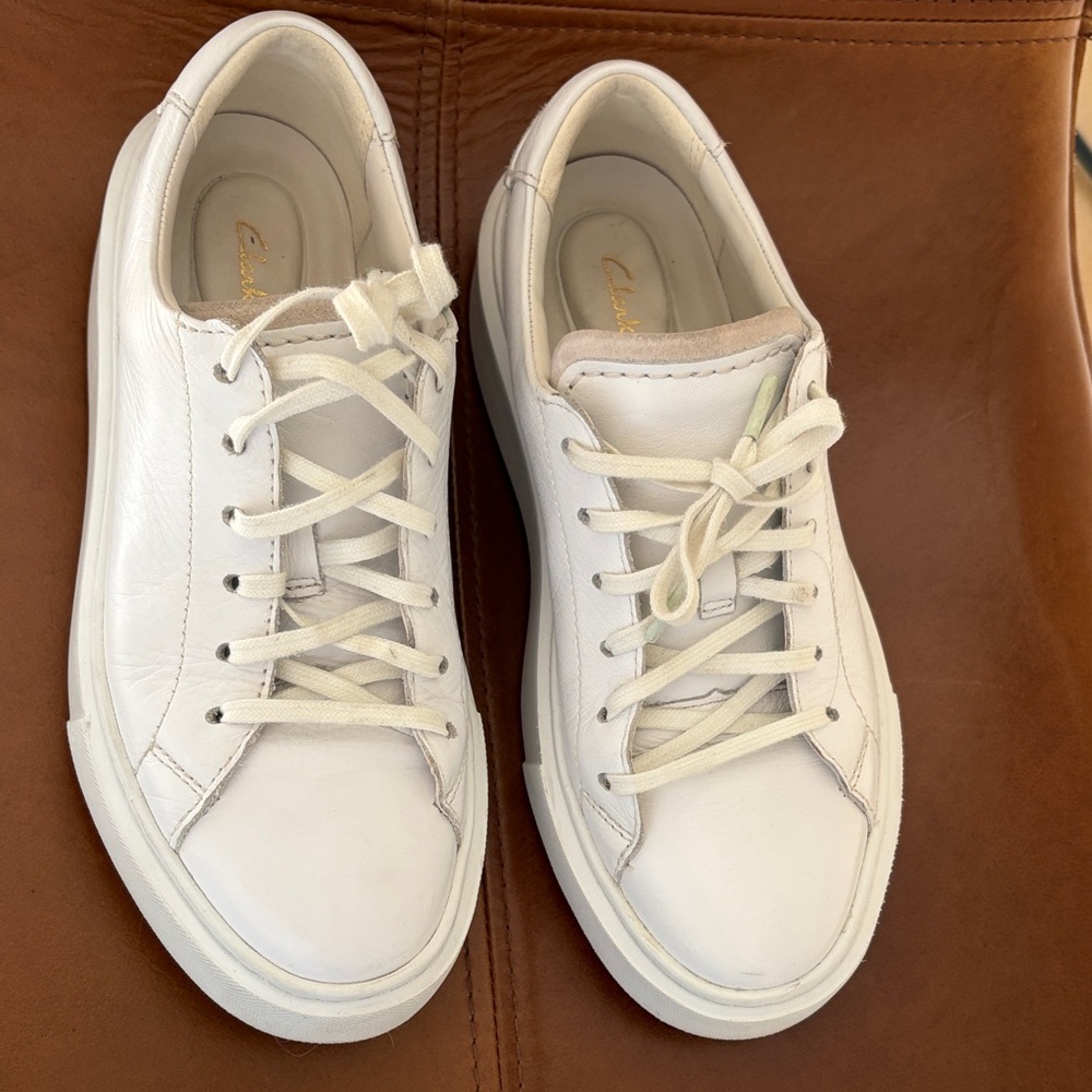 Clarks White Leather Platform-Style Sneakers - Picture 2 of 9